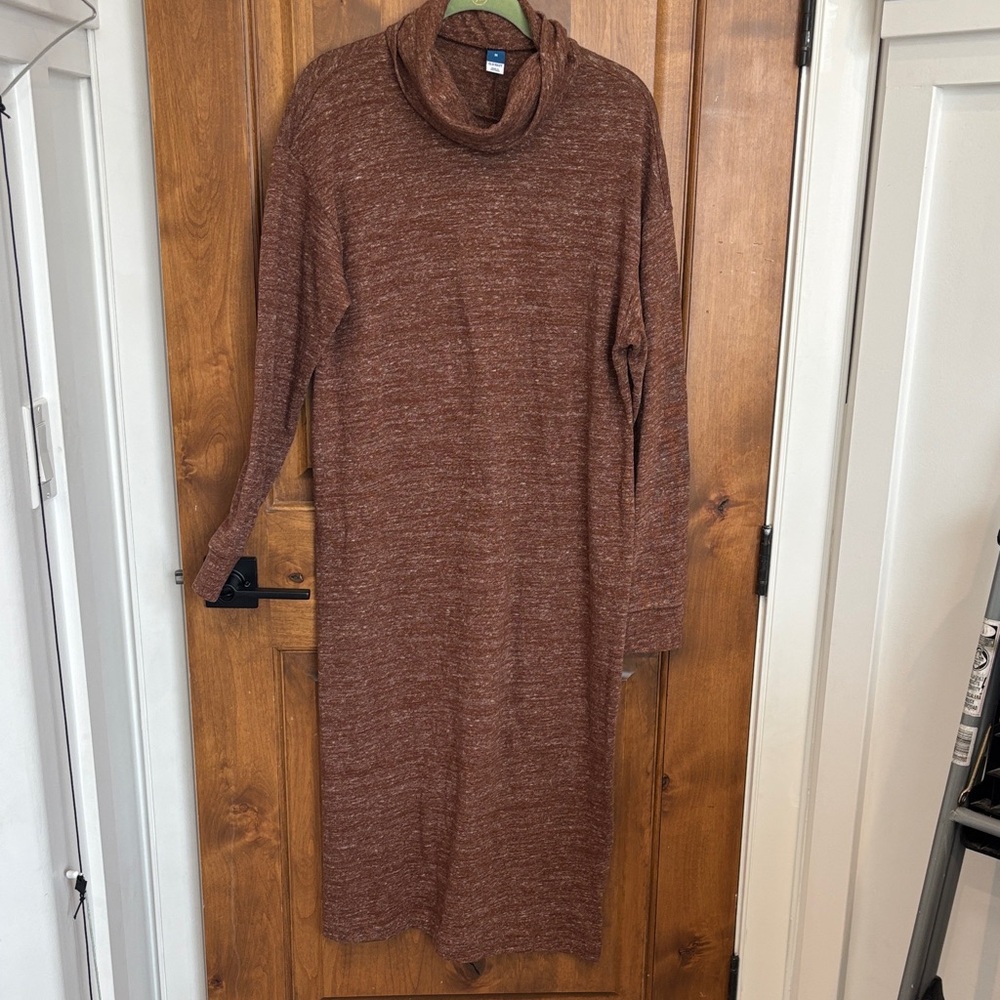 Old Navy Brown Long Sleeve Sweater Dress